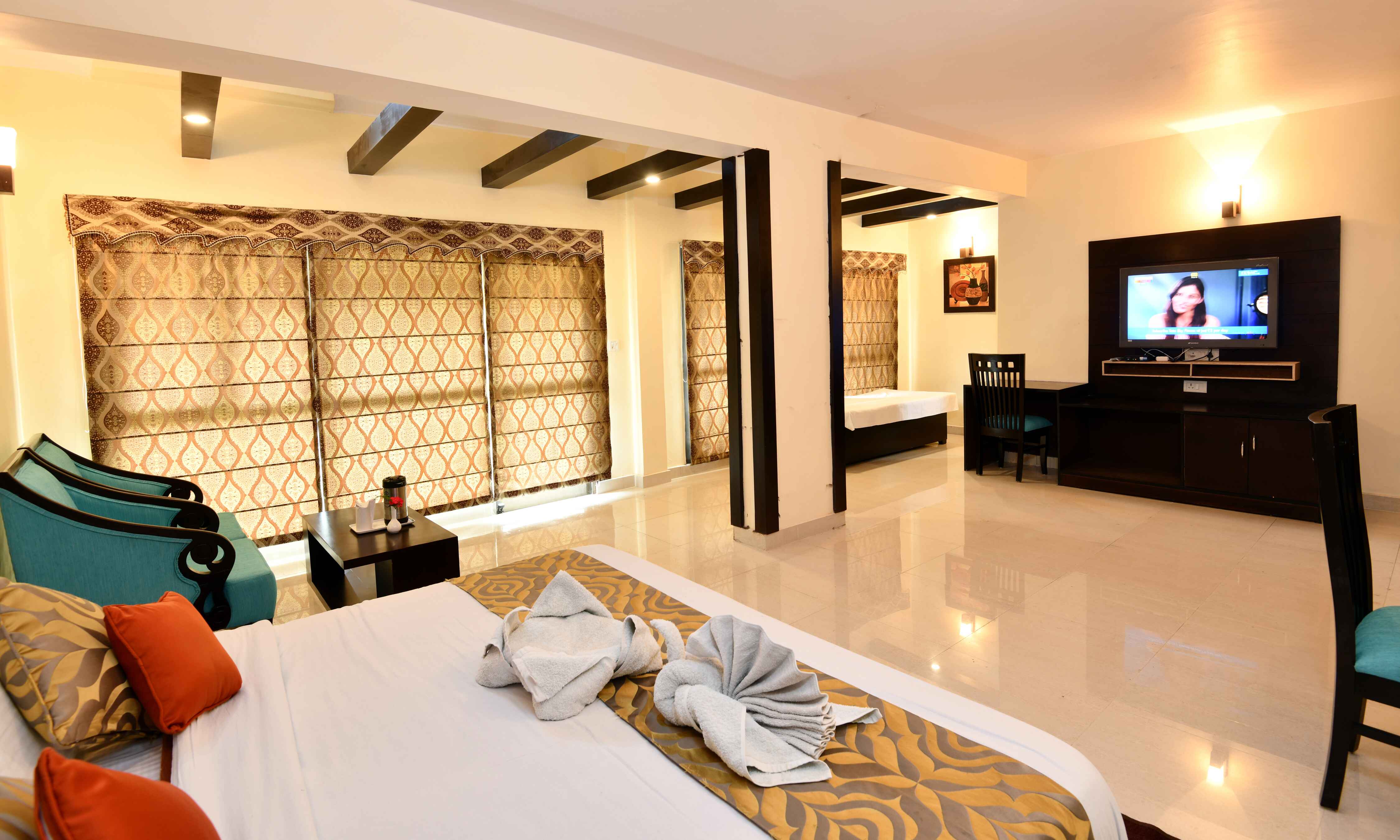 Super Deluxe Lake View